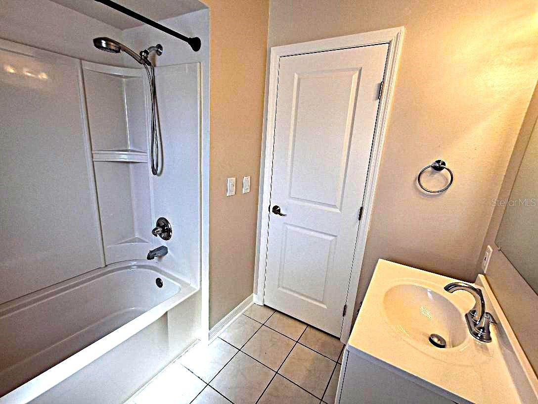 8308 123rd Avenue Largo FL 33773 TB8526629 image14