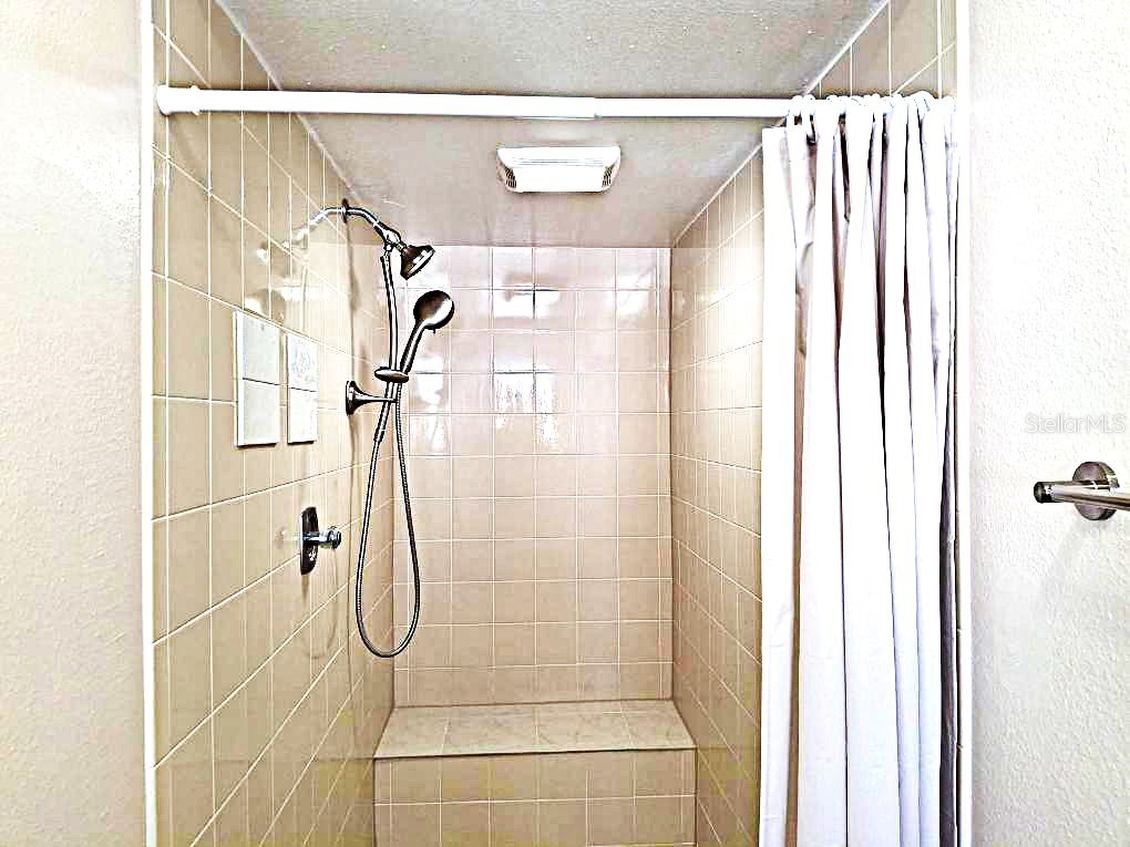 8308 123rd Avenue Largo FL 33773 TB8526629 image19