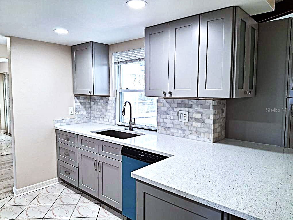 8308 123rd Avenue Largo FL 33773 TB8526629 image2
