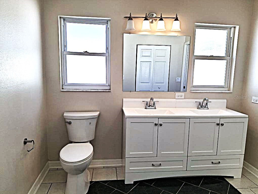 8308 123rd Avenue Largo FL 33773 TB8526629 image20