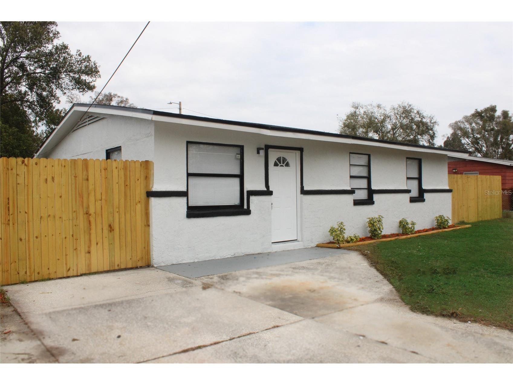 8308 Allamanda Avenue Tampa FL 33619 TB8479637 image2