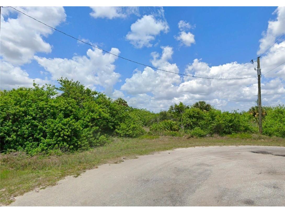 8308 Lena Court Labelle FL 33935 C7504212 image2