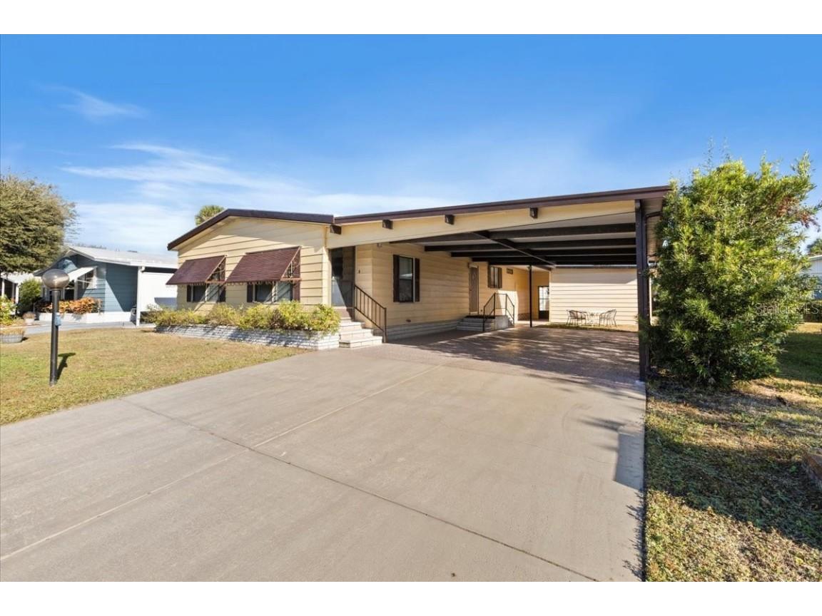 8308 Princess Court Palmetto FL 34221 TB8453497 image2