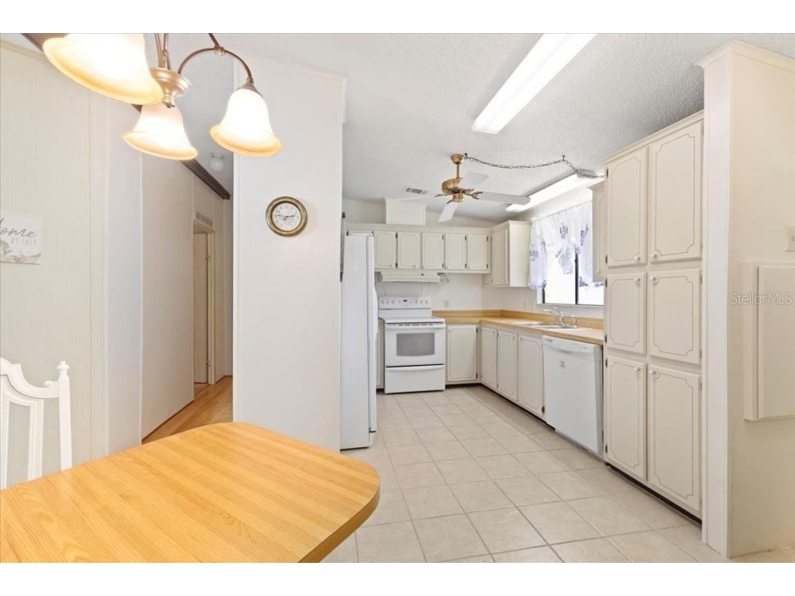 8308 Princess Court Palmetto FL 34221 TB8453497 image8