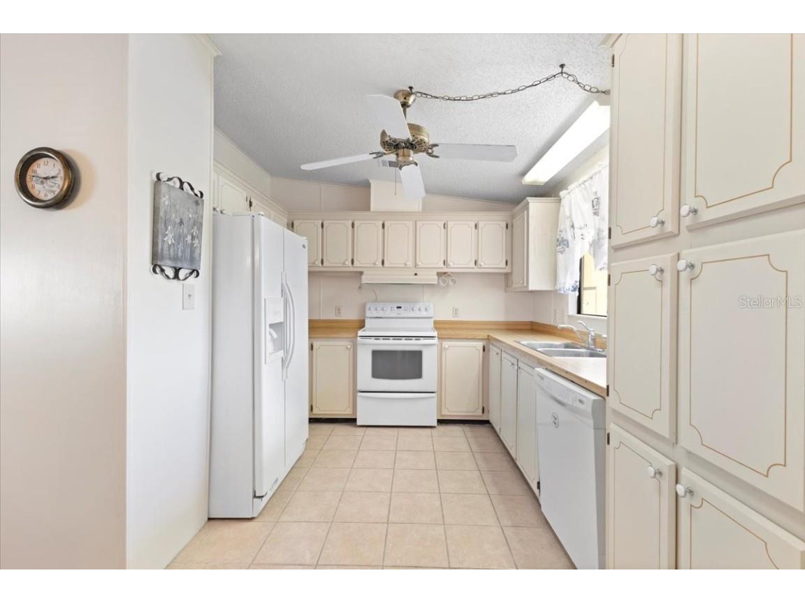 8308 Princess Court Palmetto FL 34221 TB8453497 image9