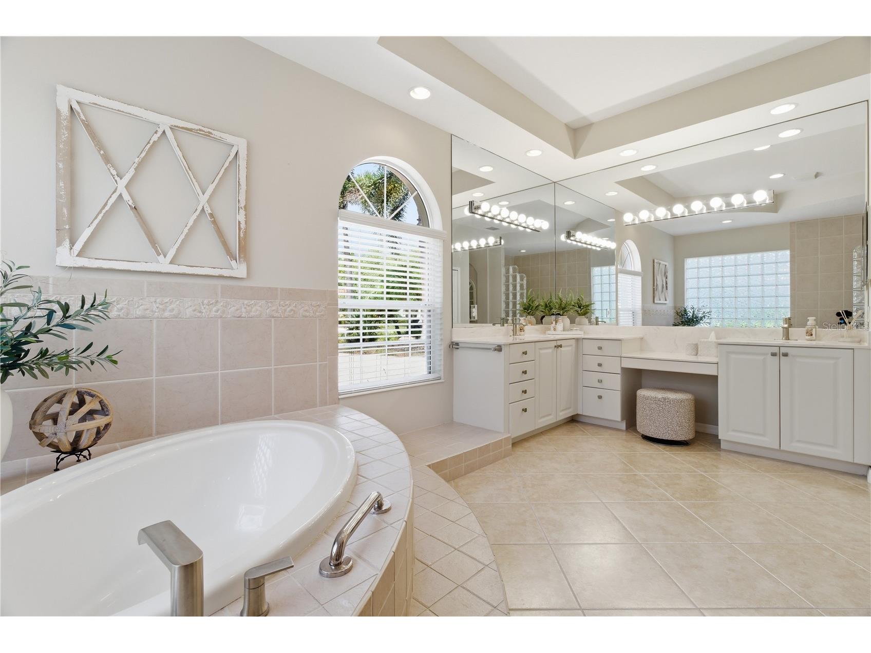 8309 Grosvenor Court Bradenton FL 34201 A4692307 image50