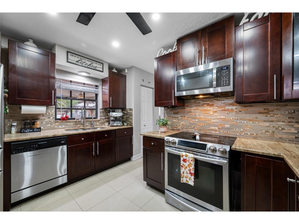 8309 W Elm Street Tampa FL 33615 TB8404069 image18