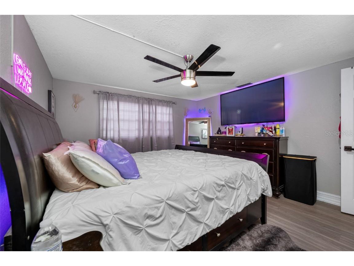 8309 W Elm Street Tampa FL 33615 TB8404069 image25