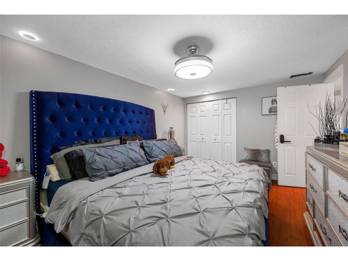 8309 W Elm Street Tampa FL 33615 TB8404069 image38