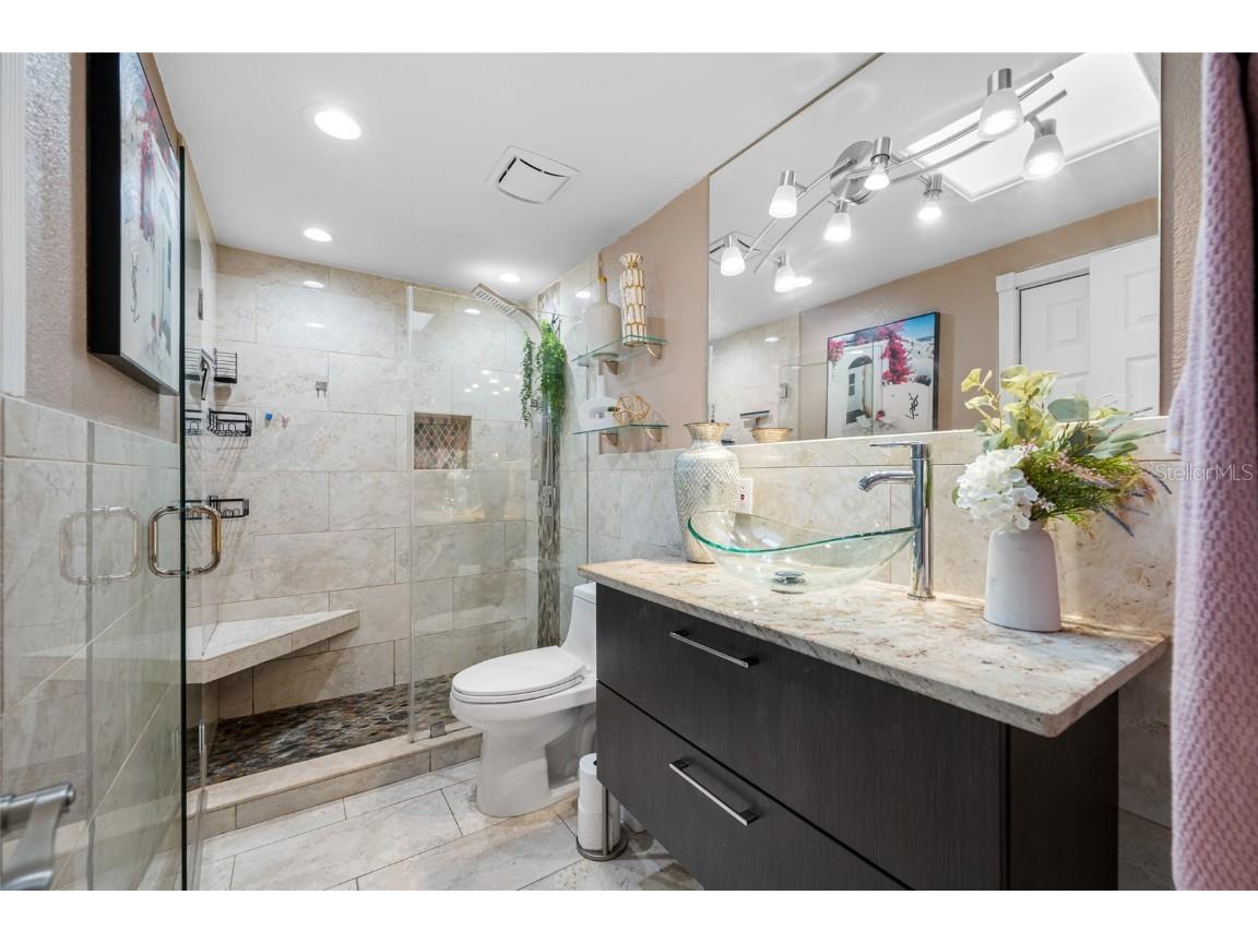 8309 W Elm Street Tampa FL 33615 TB8404069 image41