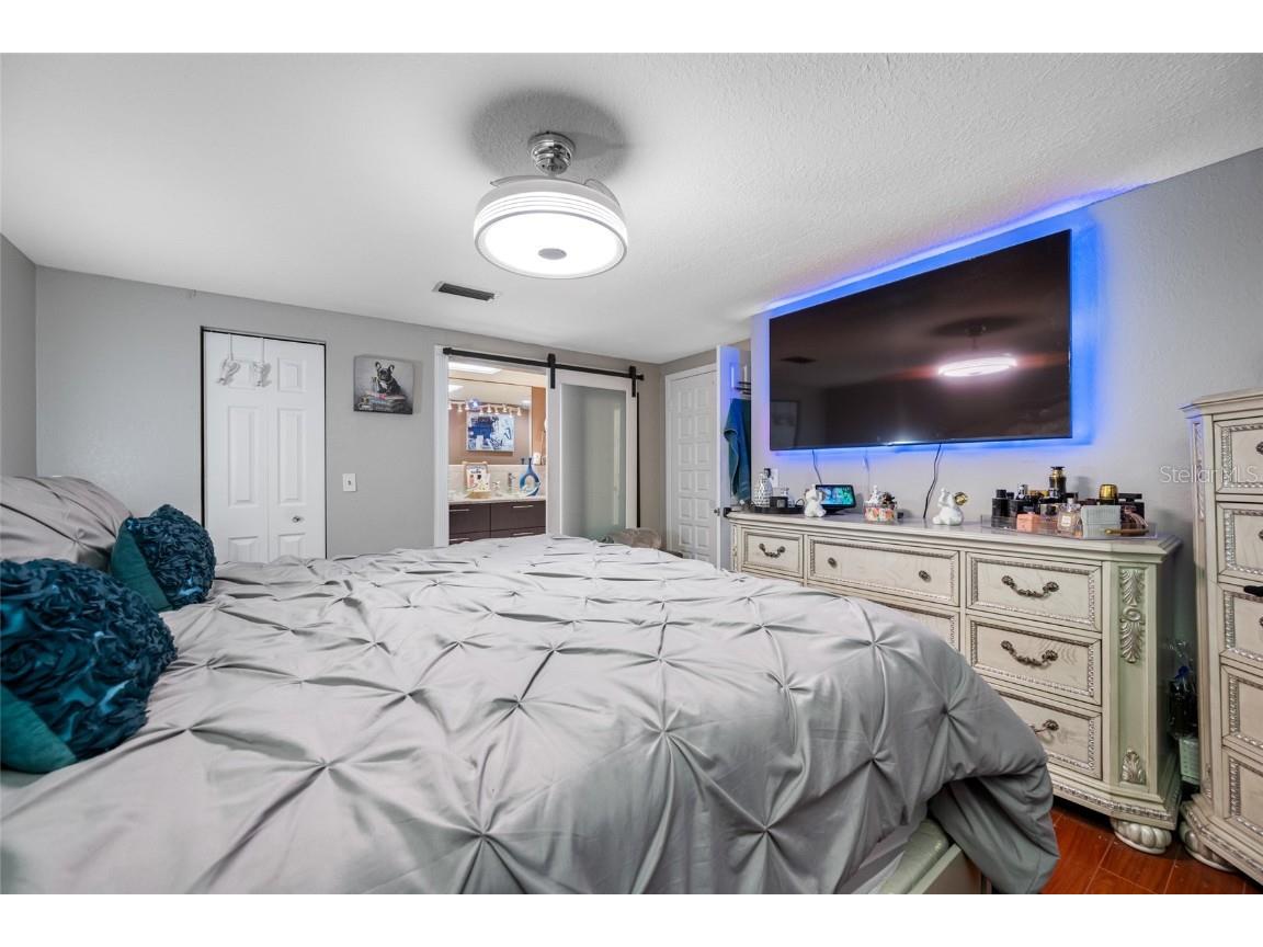 8309 W Elm Street Tampa FL 33615 TB8404069 image46