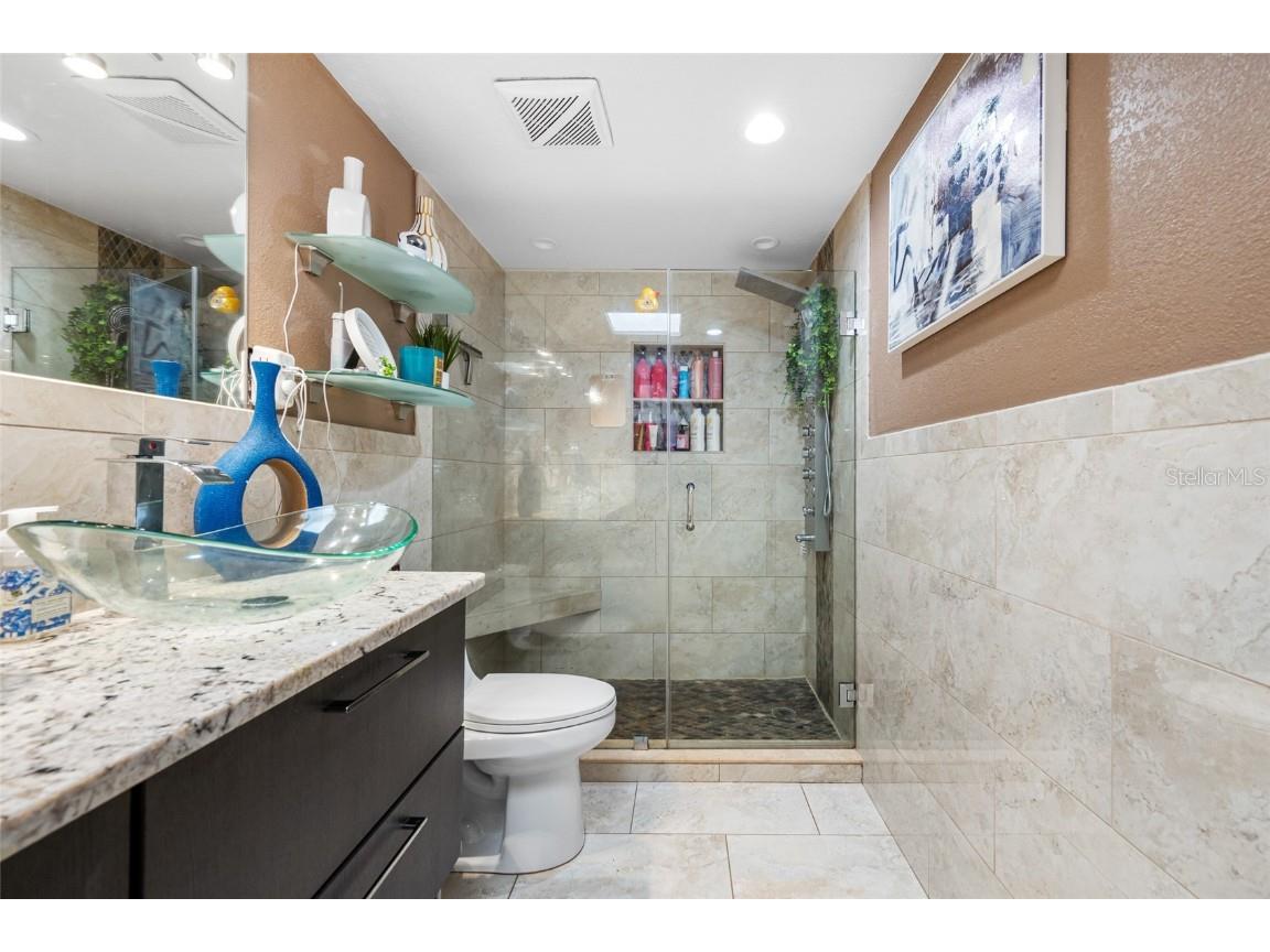 8309 W Elm Street Tampa FL 33615 TB8404069 image48