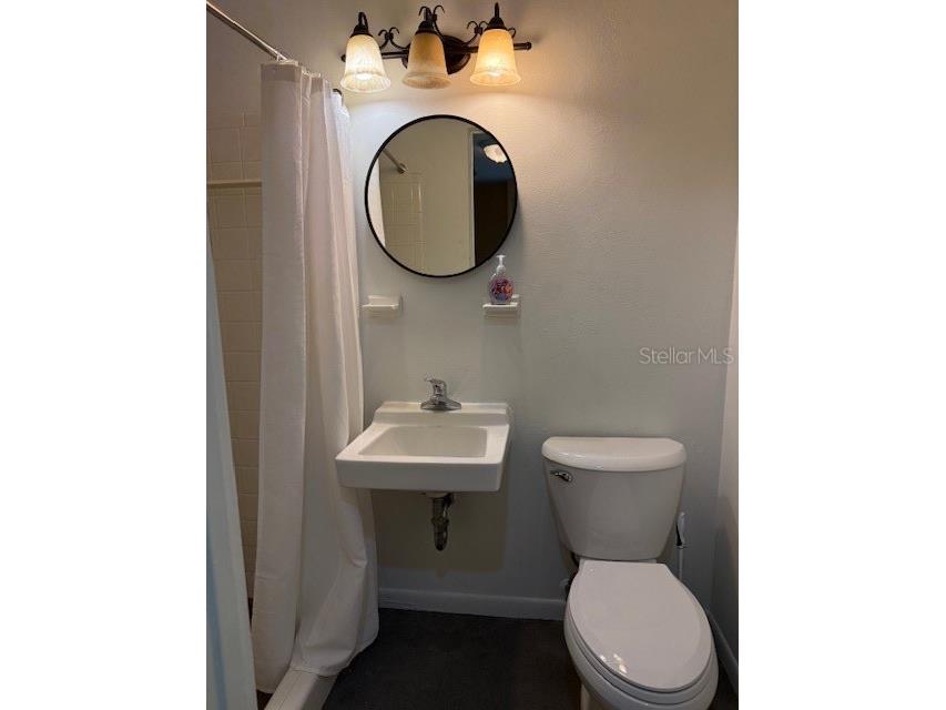 831 40th Street Sarasota FL 34234 TB8412827 image12