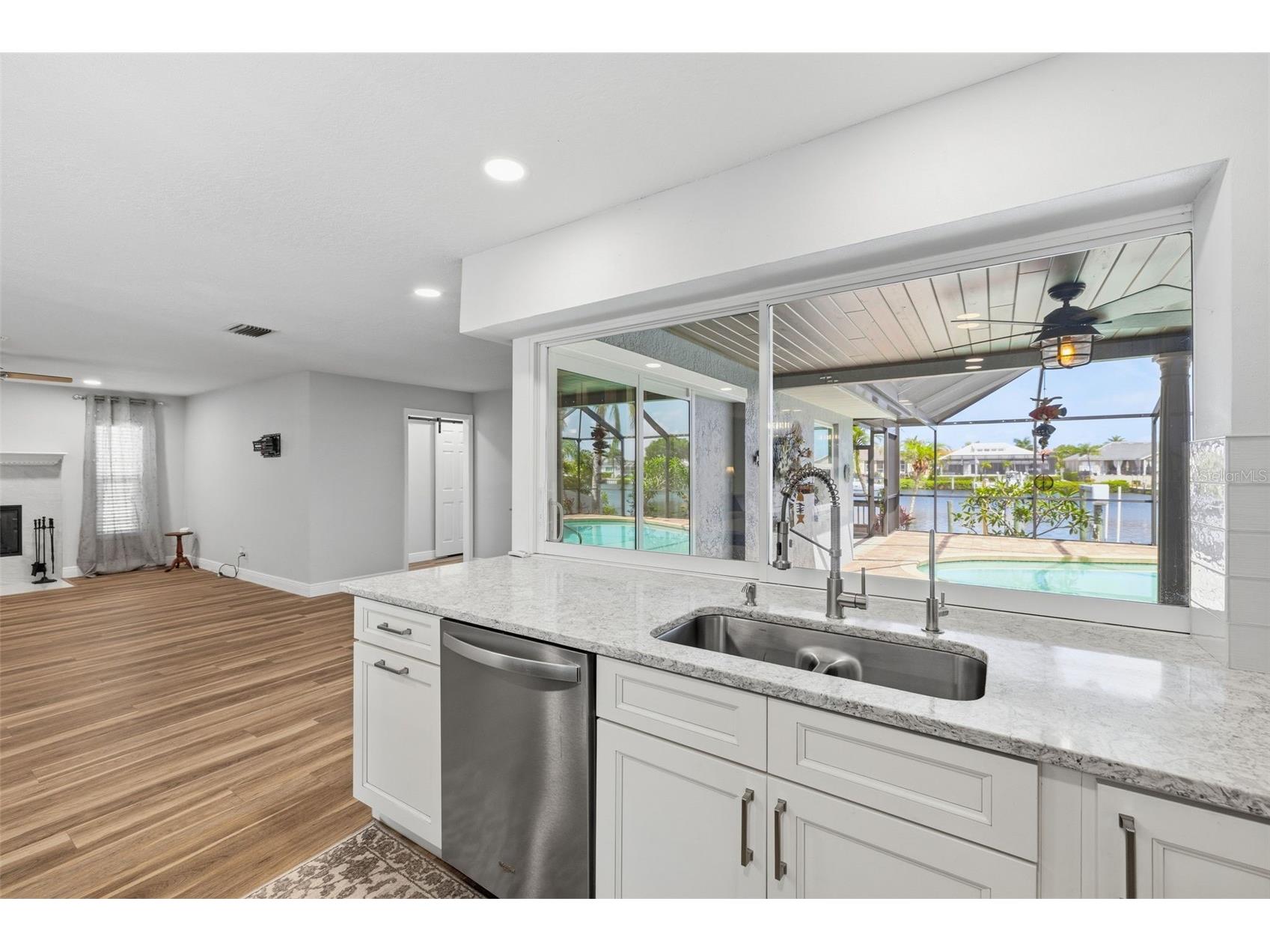 831 Chipaway Drive Apollo Beach FL 33572 - GRAND CANALFFFFFFFFFFFFFFFFFFF TB8513478 image9