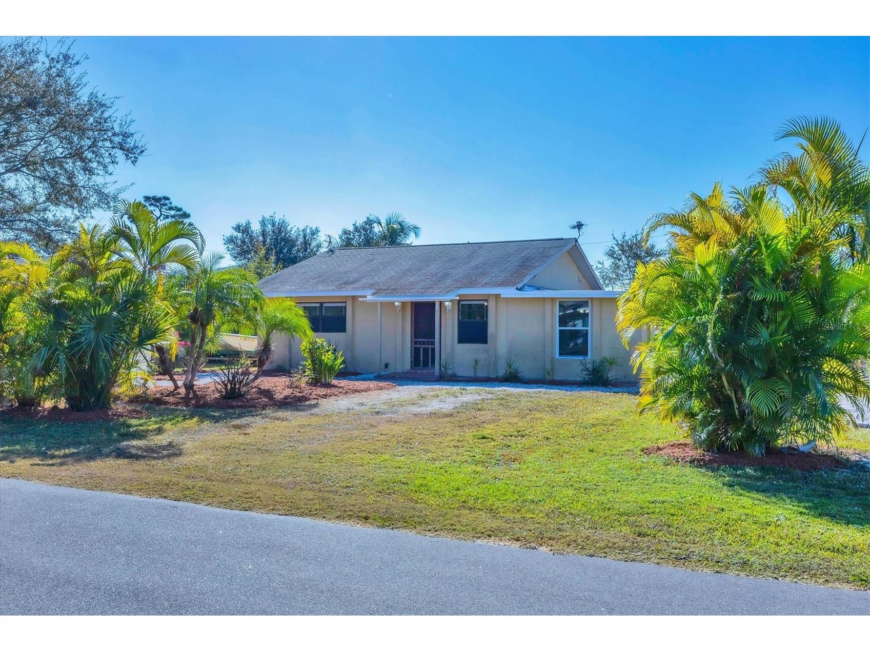 831 E 1st Street Englewood FL 34223 D6144938 image1