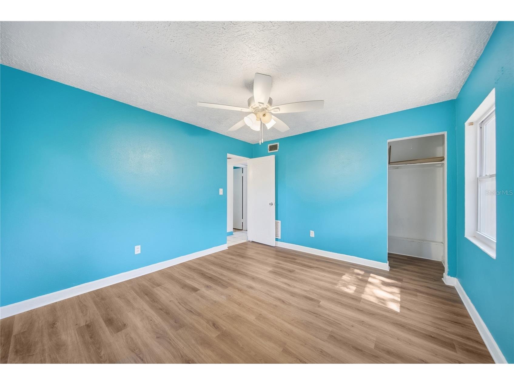 831 Grand Central Street Clearwater FL 33756 TB8505654 image26