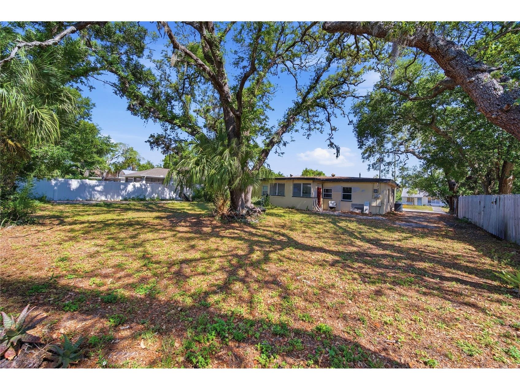 831 Grand Central Street Clearwater FL 33756 TB8505654 image6