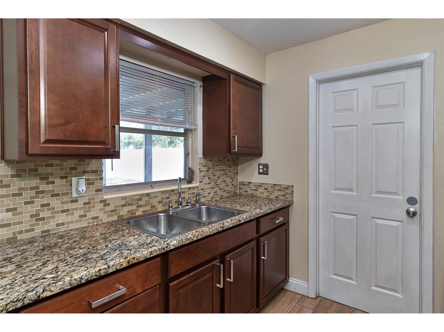 831 Lakeside Drive Largo FL 33778 TB8509079 image16