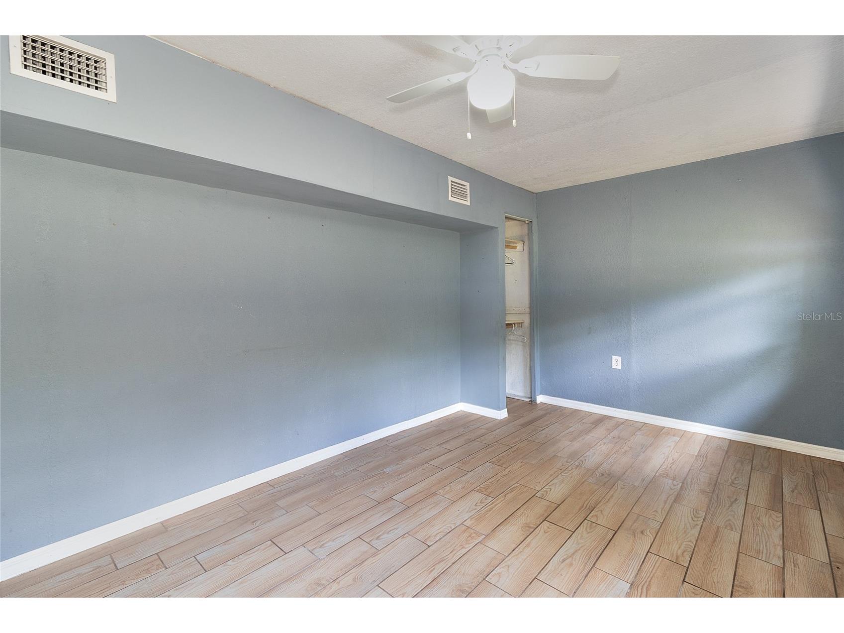 831 Lakeside Drive Largo FL 33778 TB8509079 image30