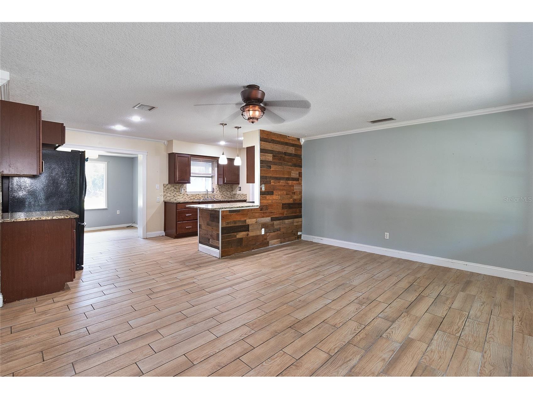 831 Lakeside Drive Largo FL 33778 TB8509079 image9