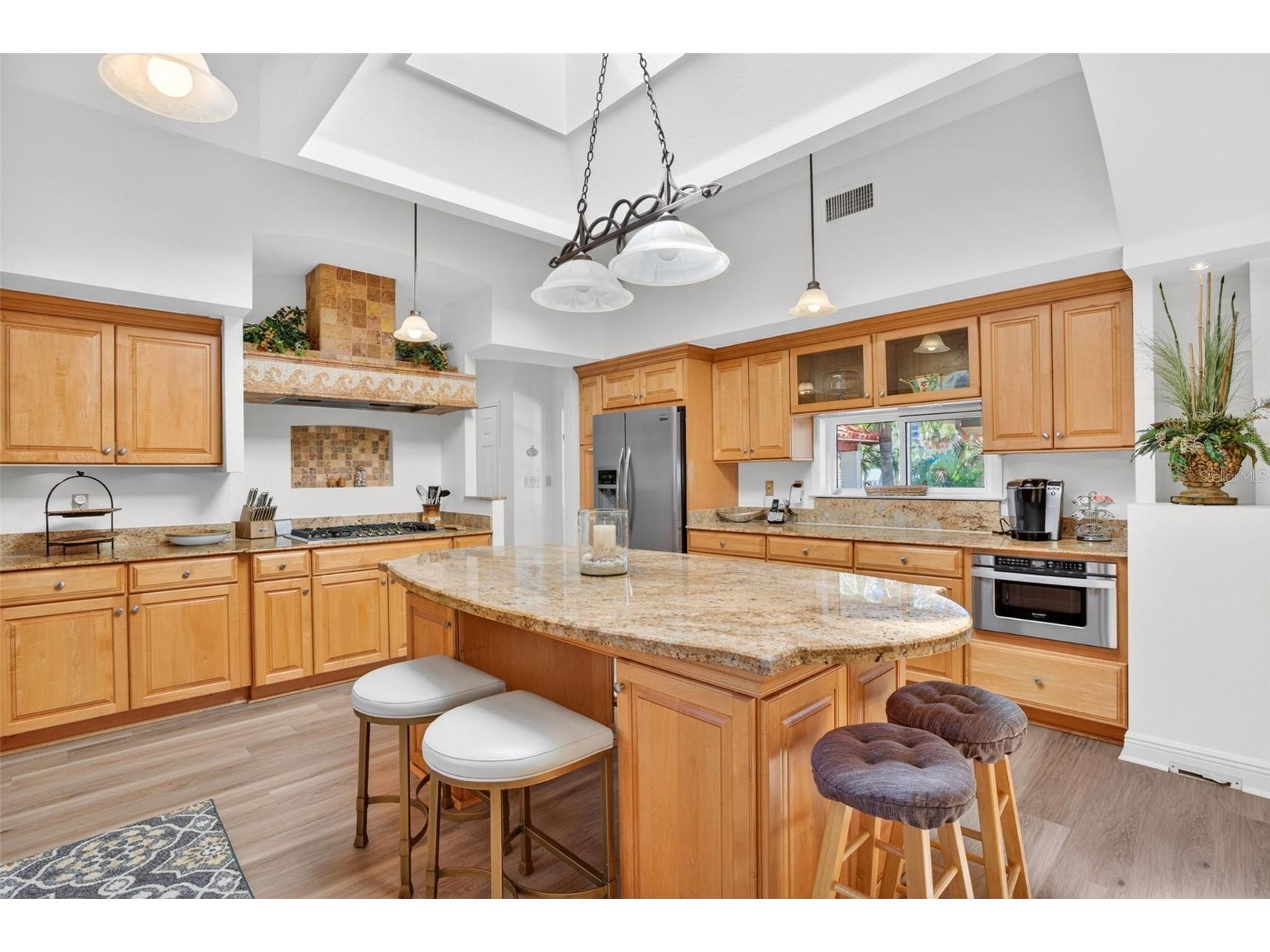 831 Mandalay Avenue Clearwater Beach FL 33767 TB8509543 image13