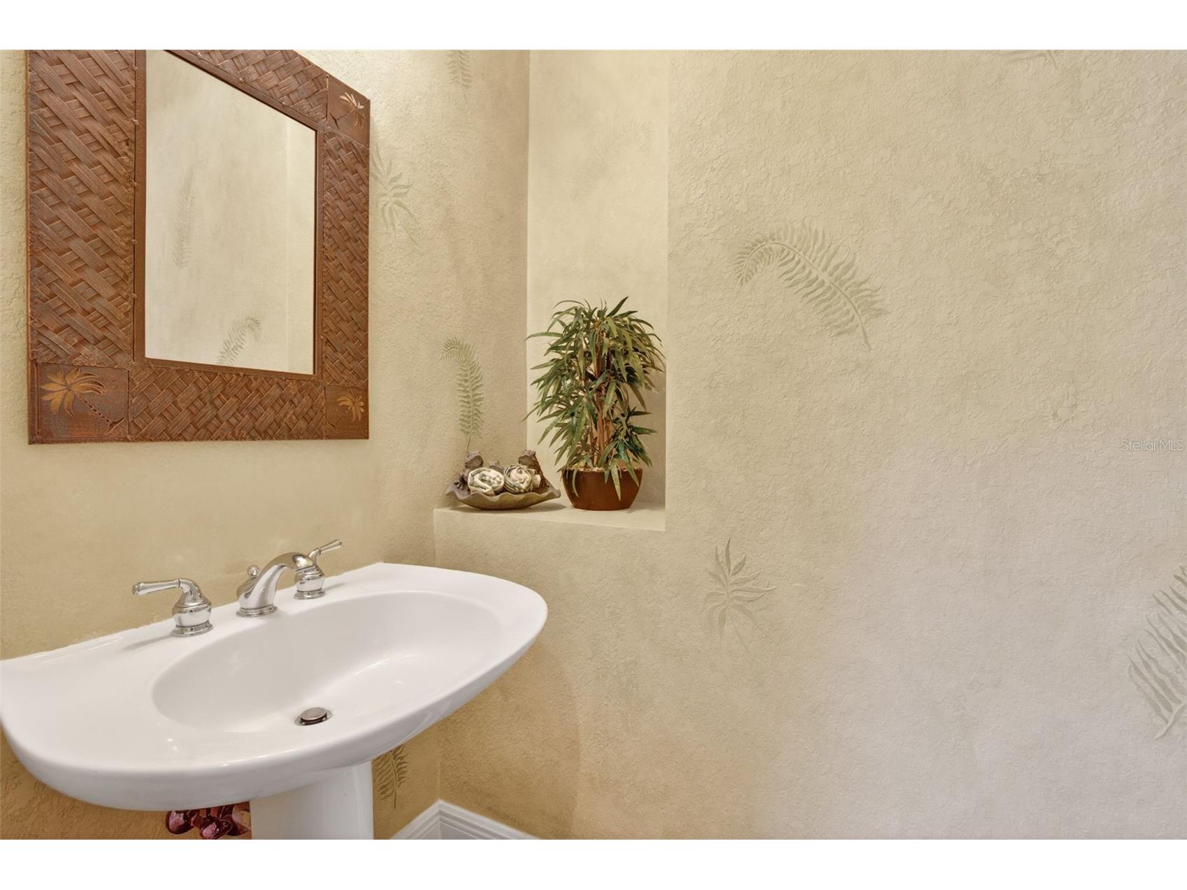 831 Mandalay Avenue Clearwater Beach FL 33767 TB8509543 image35