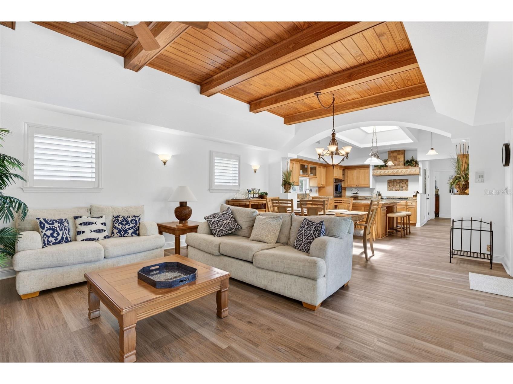 831 Mandalay Avenue Clearwater Beach FL 33767 TB8509543 image6