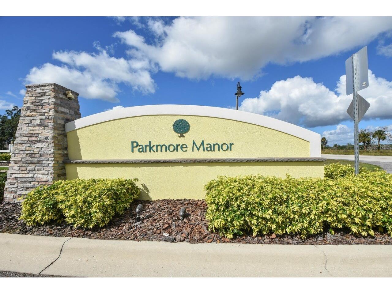 831 Oak Hollow Loop Deland FL 32724 V4948653 image2