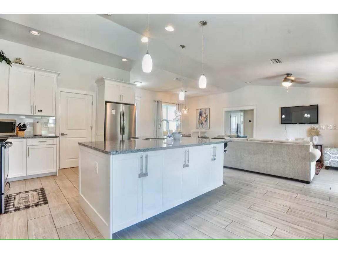 831 Palmetto Drive NE Port Charlotte FL 33952 A4655050 image5