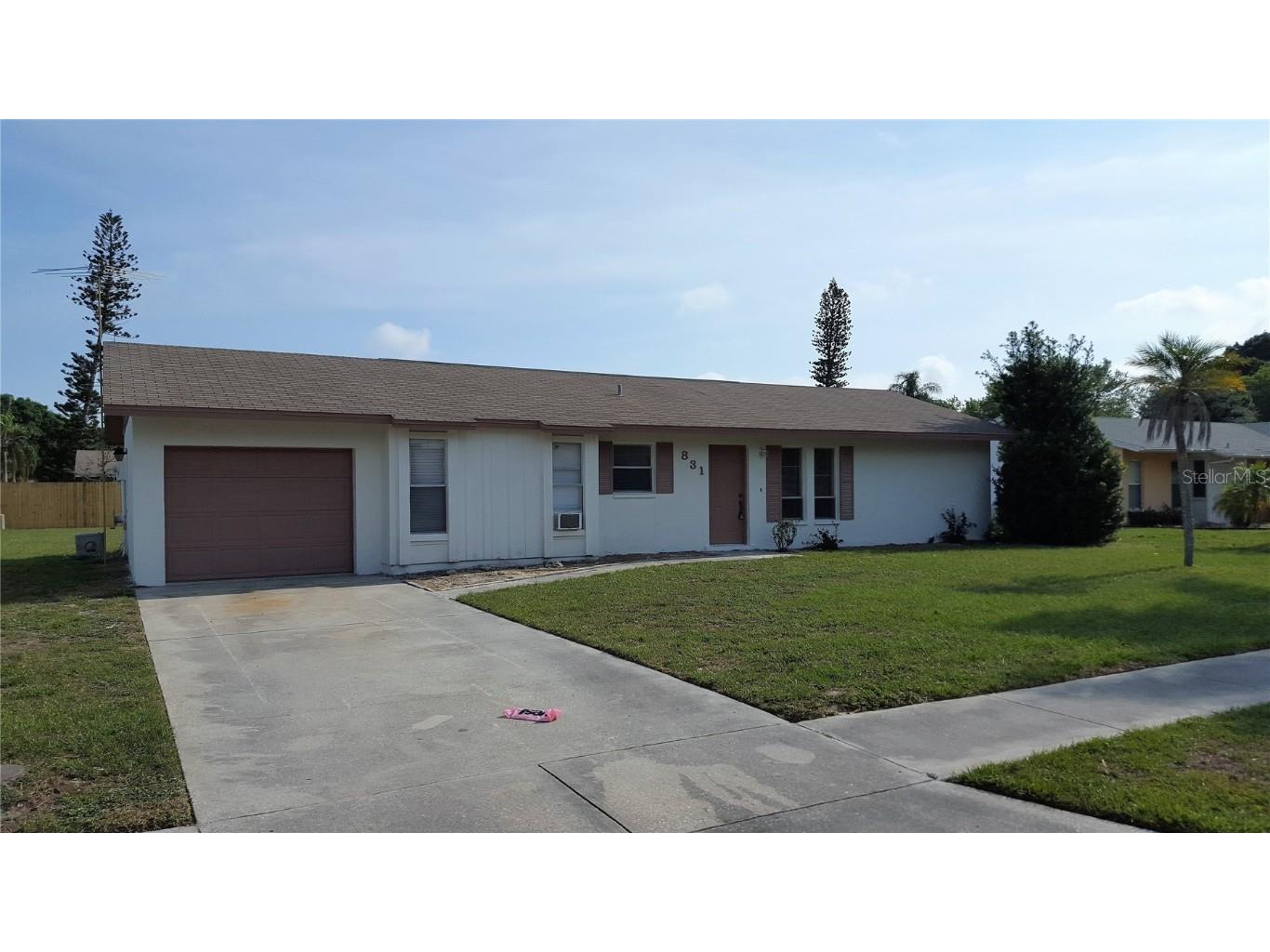 831 Southern Pine Lane Sarasota FL 34243 A4591230 image1