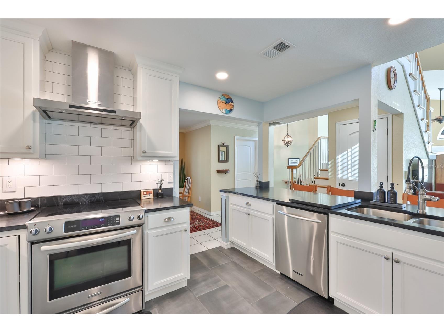 831 Symphony Isles Boulevard Apollo Beach FL 33572 TB8512623 image14