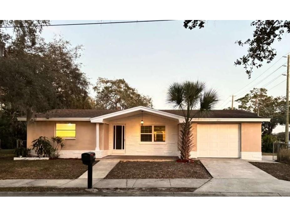 831 Virginia Avenue Tarpon Springs FL 34689 TB8463507 image1