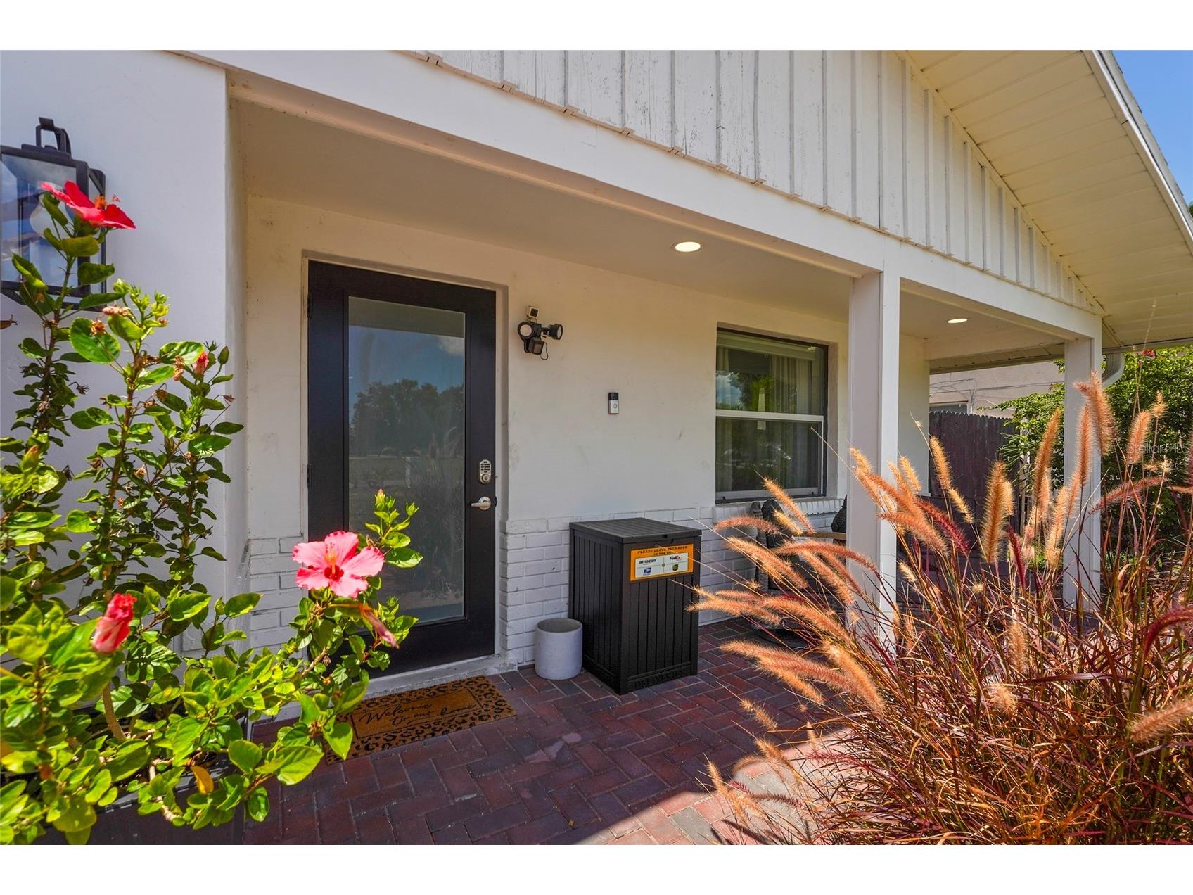 831 Winter Garden Drive Sarasota FL 34243 A4693534 image27