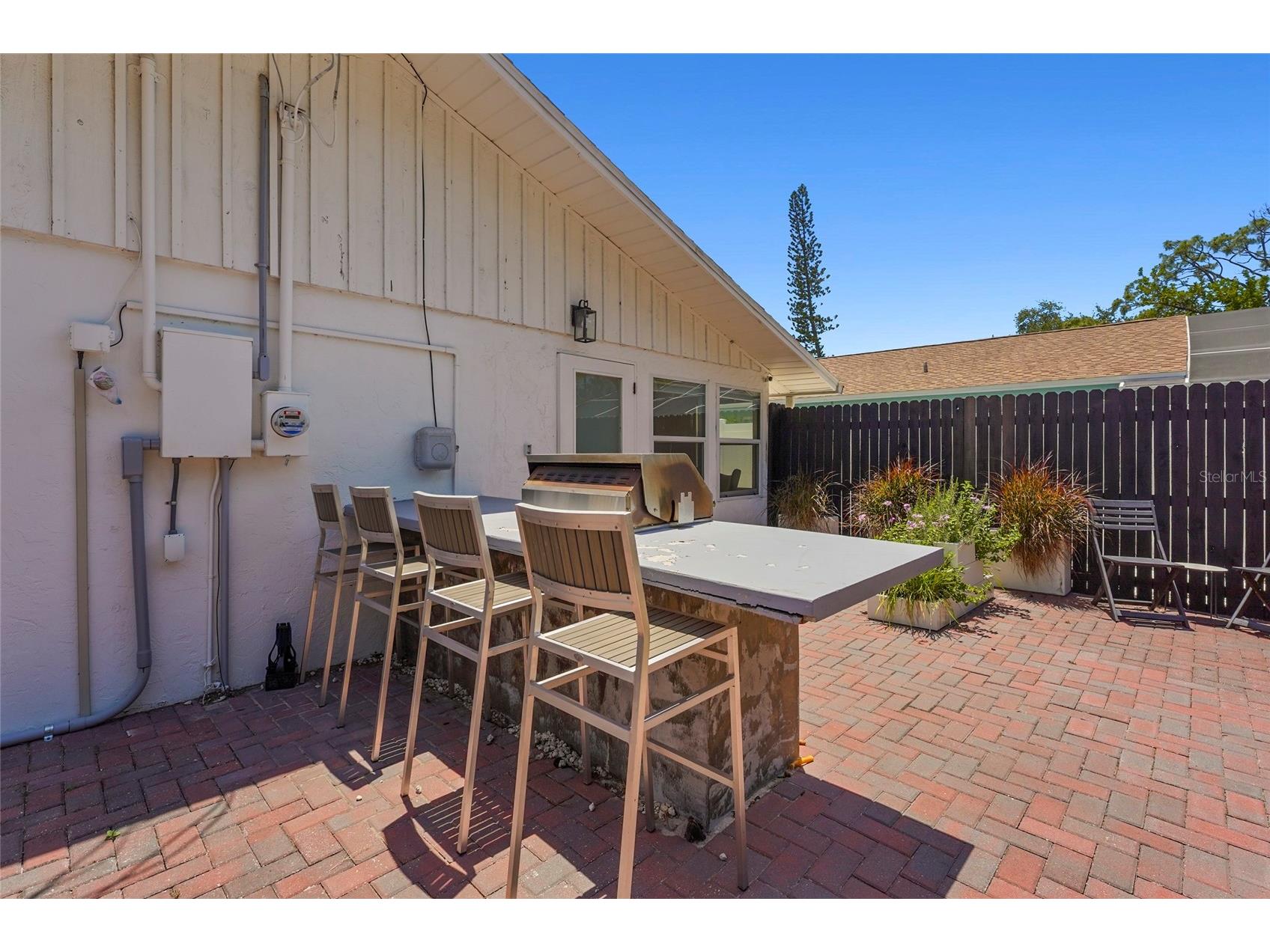 831 Winter Garden Drive Sarasota FL 34243 A4693534 image48