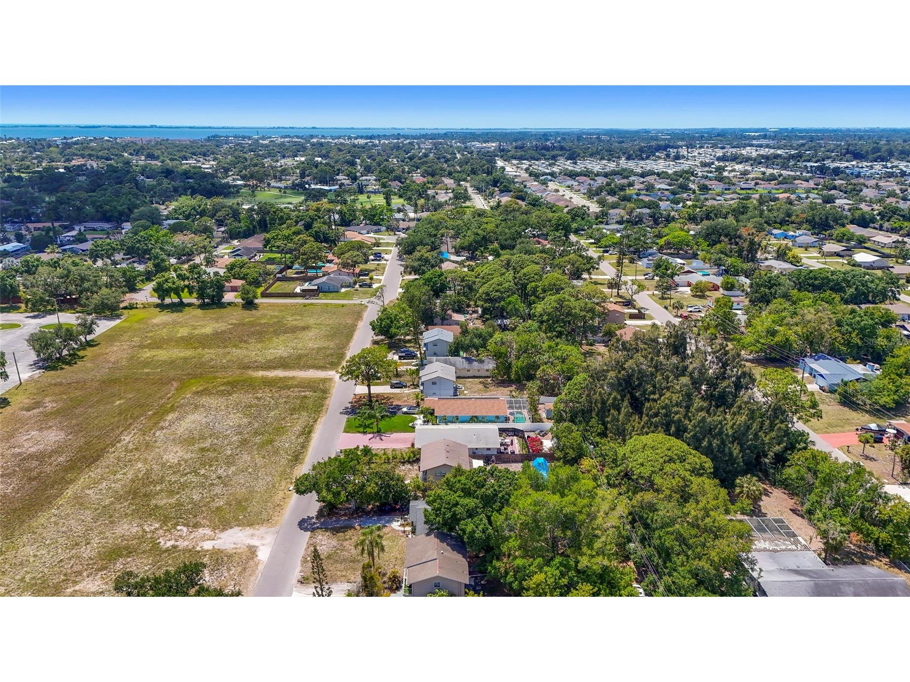 831 Winter Garden Drive Sarasota FL 34243 A4693534 image59