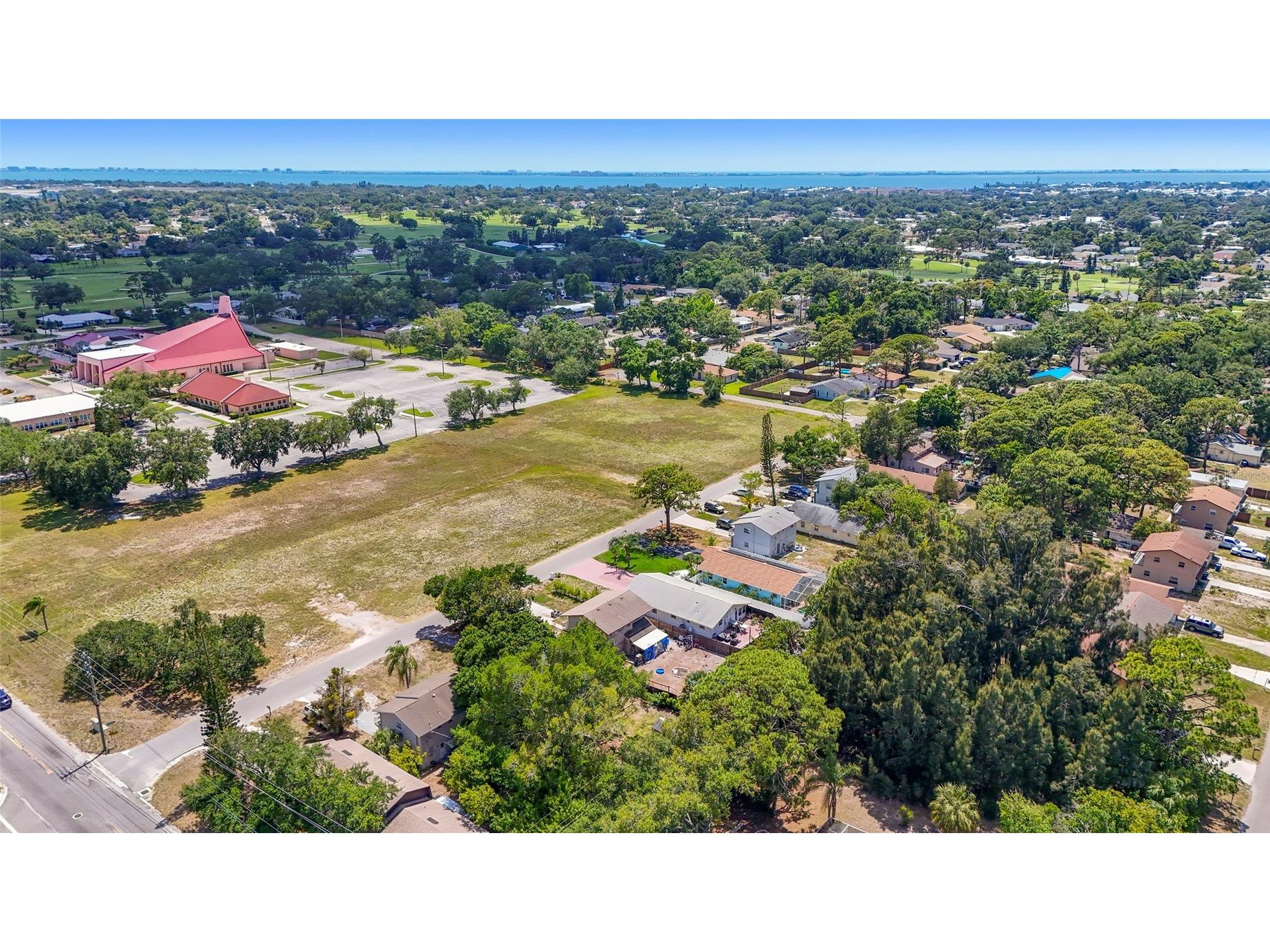 831 Winter Garden Drive Sarasota FL 34243 A4693534 image60
