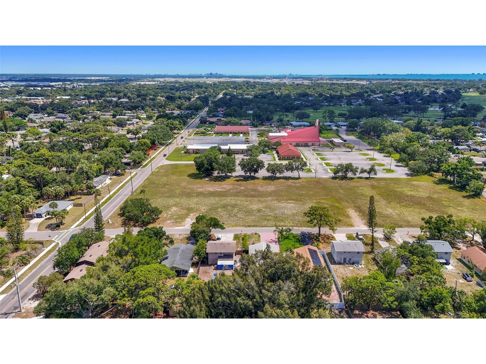 831 Winter Garden Drive Sarasota FL 34243 A4693534 image62