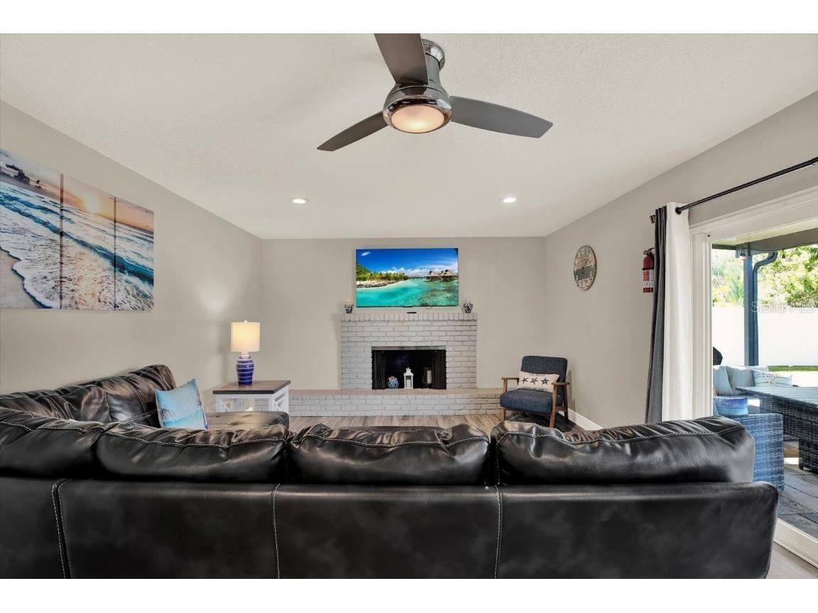 8310 140th Street Seminole FL 33776 TB8444759 image17