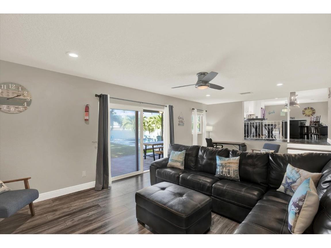 8310 140th Street Seminole FL 33776 TB8444759 image18