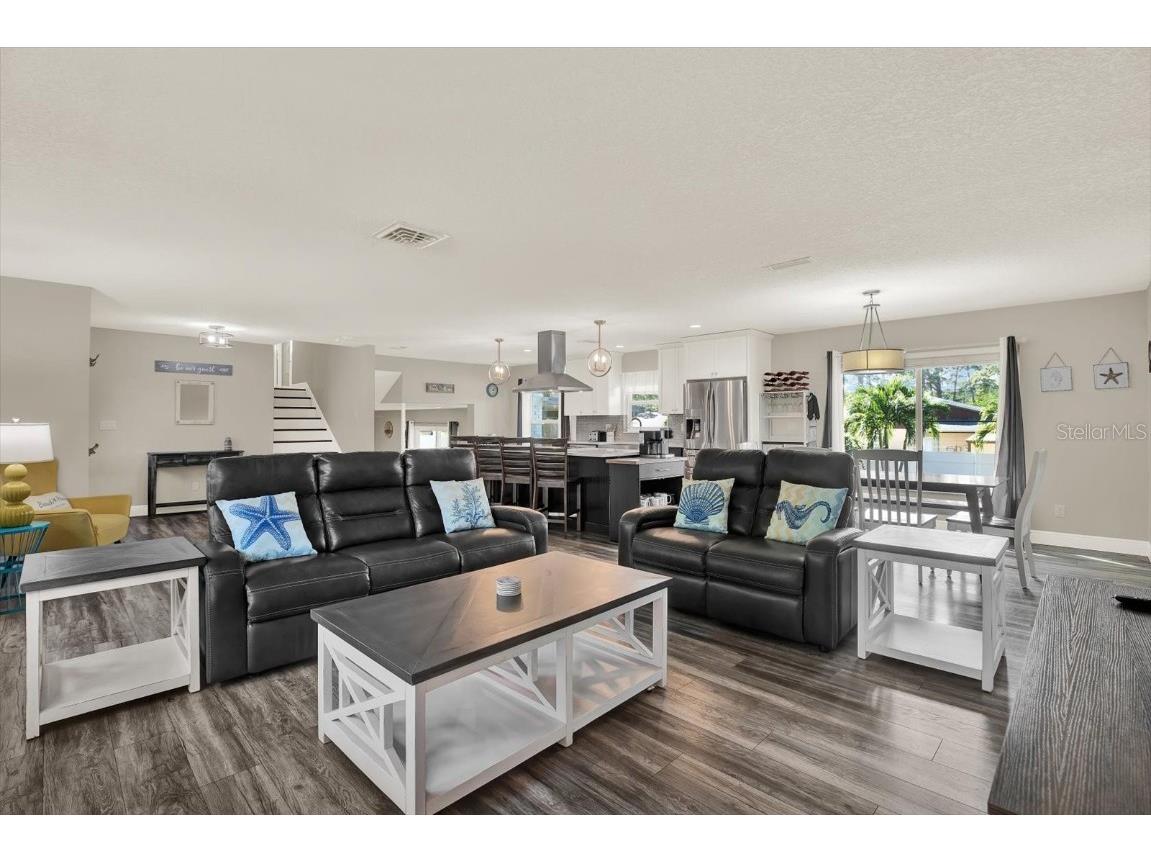 8310 140th Street Seminole FL 33776 TB8444759 image2