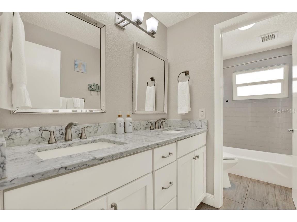 8310 140th Street Seminole FL 33776 TB8444759 image26