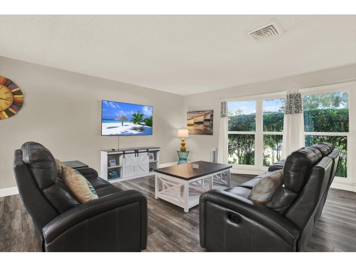 8310 140th Street Seminole FL 33776 TB8444759 image4