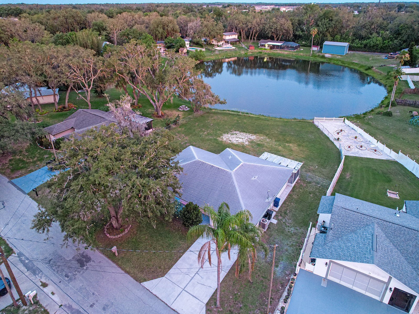 8310 Liman Drive New Port Richey FL 34653 TB8516652 image54