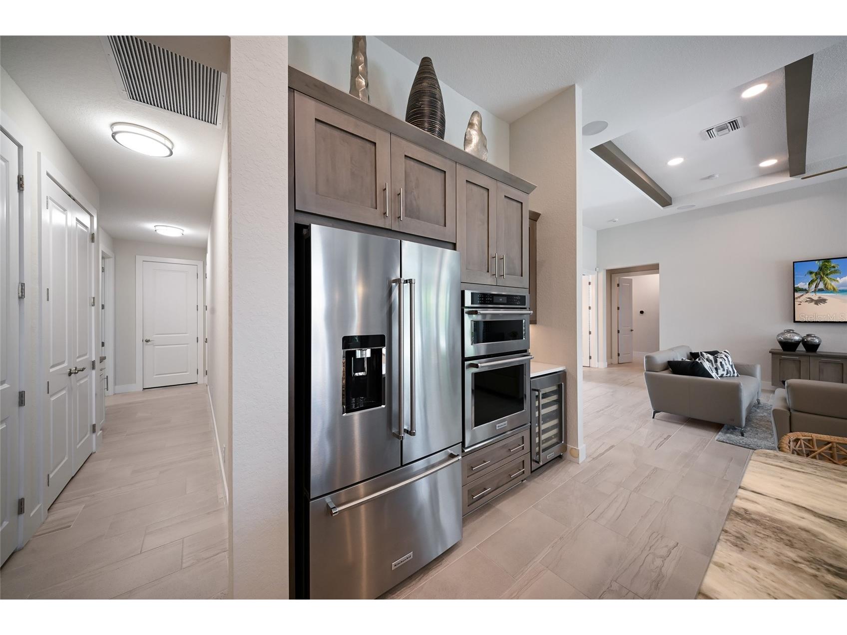 8310 Redonda Loop Lakewood Ranch FL 34202 A4694174 image24