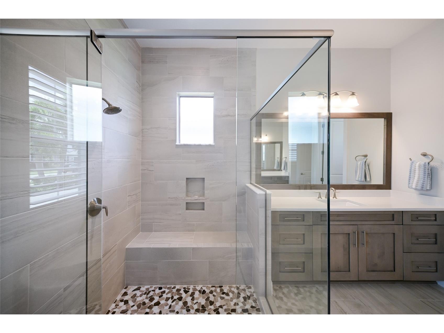8310 Redonda Loop Lakewood Ranch FL 34202 A4694174 image35