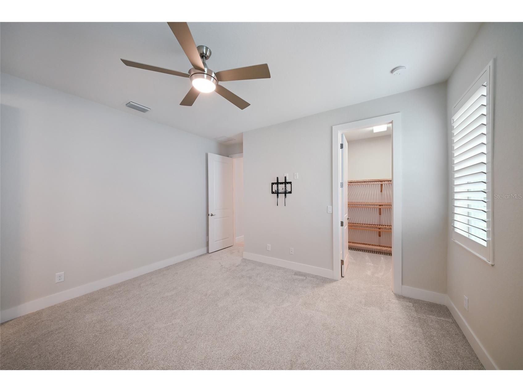 8310 Redonda Loop Lakewood Ranch FL 34202 A4694174 image38