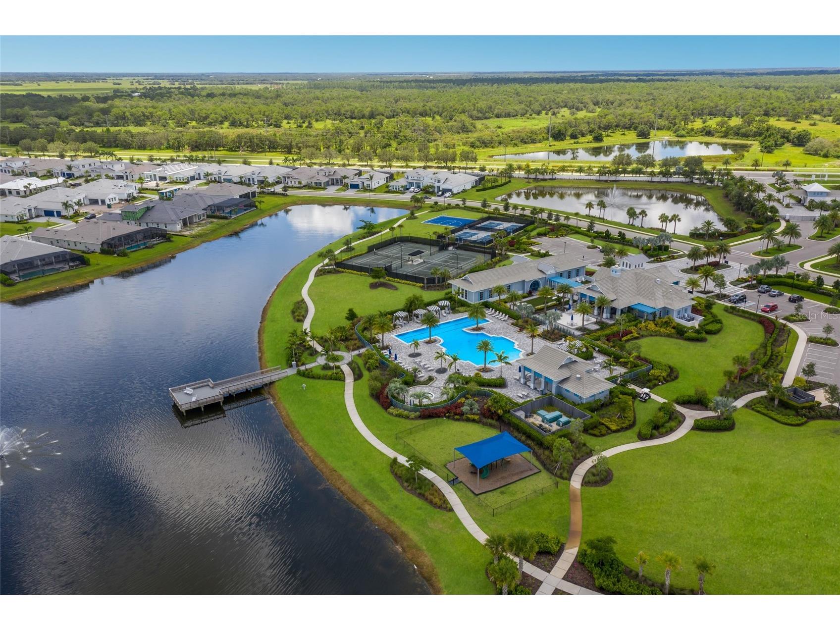 8310 Redonda Loop Lakewood Ranch FL 34202 A4694174 image55