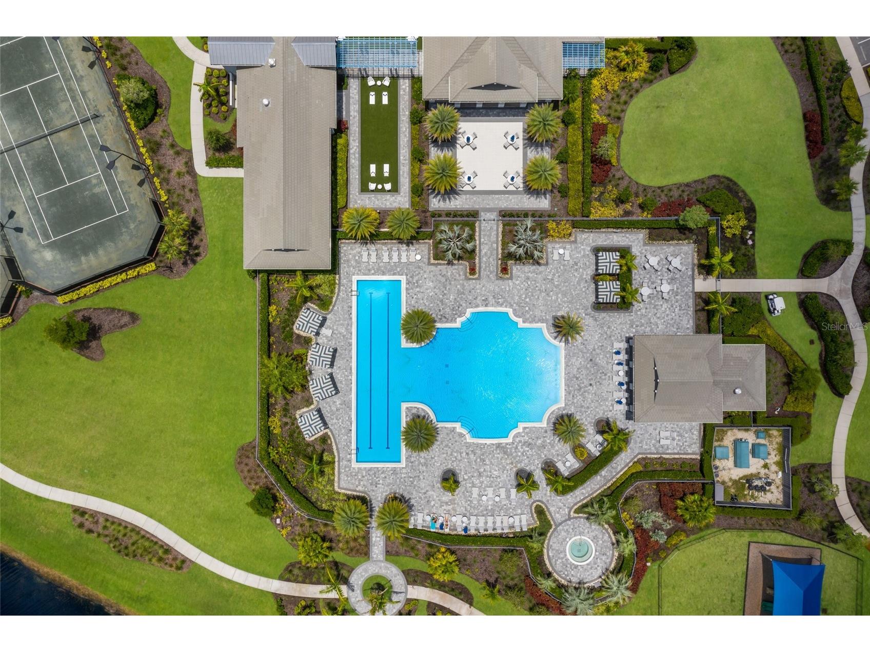 8310 Redonda Loop Lakewood Ranch FL 34202 A4694174 image58