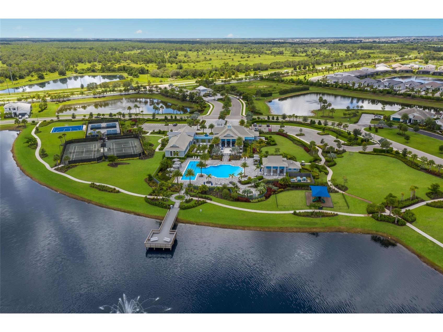 8310 Redonda Loop Lakewood Ranch FL 34202 A4694174 image62