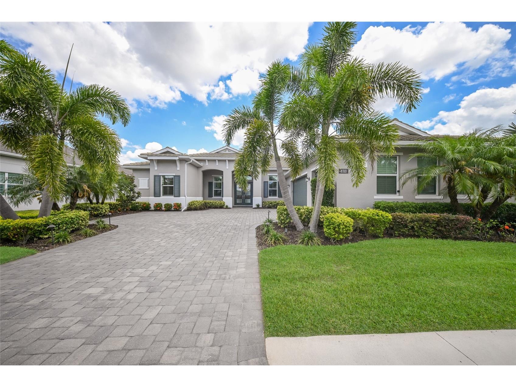 8310 Redonda Loop Lakewood Ranch FL 34202 A4694174 image81